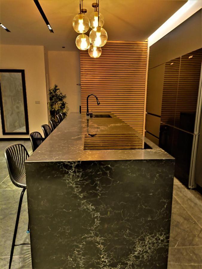 Luxury Aparment 5 Room 2 Minutes From The Beach Bat Yam Extérieur photo