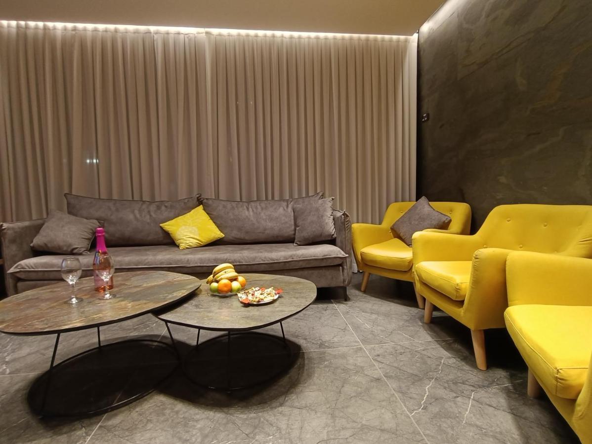 Luxury Aparment 5 Room 2 Minutes From The Beach Bat Yam Extérieur photo